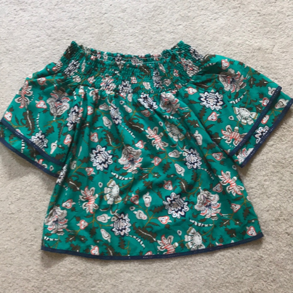Gorgeous off the shoulder floral top